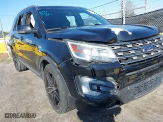 2016 Ford Explorer XLT with VIN 1FM5K7DH5GGC34303, listed as a IAAI auction lot 41776795 with 71,375 mi miles. Bid and sale history available at carsss.com. Image 6.