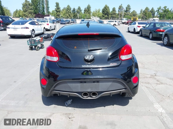 2016 Hyundai Veloster Turbo с VIN KMHTC6AE2GU288538, выставлен на аукционе IAAI как лот 42282122 с пробегом 83 231 миль миль и . История ставок и продаж доступна на DreamBid. Изображение 17.