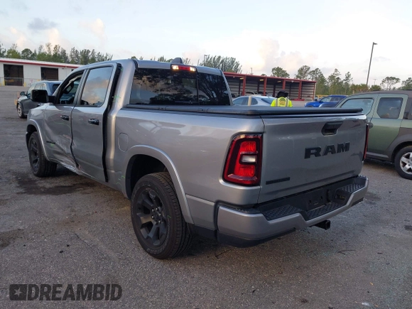 2025 Ram 1500 Big Horn with VIN 1C6RREFG9SN527515, listed as a IAAI auction lot 41952115 with 8,009 mi miles and . Bid and sale history available at DreamBid. Image 3.