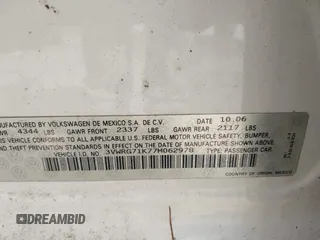 2007 Volkswagen Jetta 2.5 z VIN 3VWRG71K77M062978, wystawiony jako IAAI lot #42415517 z przebiegiem 168 159 mil mil oraz . Historia ofert i sprzedaży dostępna na DreamBid. Obrazek 9.
