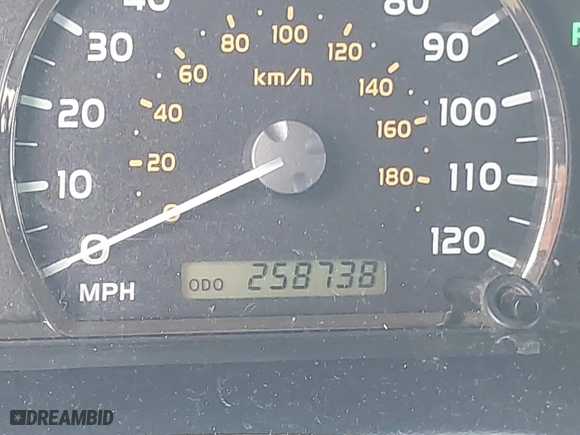 2005 Toyota Sequoia SR5 with VIN 5TDZT34A95S248173, listed as a IAAI auction lot 41672405 with 258,738 mi miles. Bid and sale history available at carsss.com. Image 7.