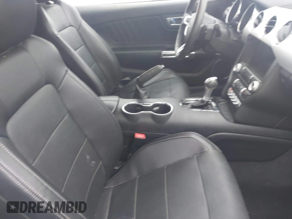 2015 Ford Mustang GT z VIN 1FA6P8CF8F5353916, wystawiony jako IAAI lot #42606432 z przebiegiem 70 582 mil mil oraz . Historia ofert i sprzedaży dostępna na DreamBid. Obrazek 5.