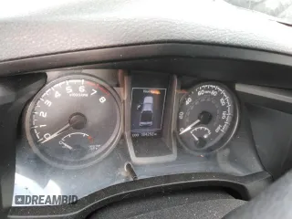 2016 Toyota Tacoma SR with VIN 5TFCZ5AN0GX045905, listed as a Copart auction lot 51798555 with 104,292 mi miles and Salvage Title. Bid and sale history available at DreamBid. Image 9.