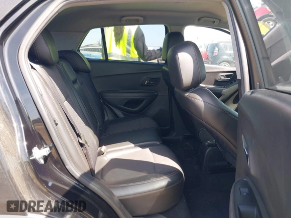 2019 Chevrolet Trax LT with VIN KL7CJLSB0KB918698, listed as a IAAI auction lot 42054006 with Not Provided miles and . Bid and sale history available at carsss.com. Image 8.