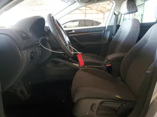 2007 Volkswagen Rabbit with VIN WVWDR71K57W160477, listed as a Copart auction lot 82112294 with 151,547 mi miles and Salvage Title. Bid and sale history available at carsss.com. Image 7.