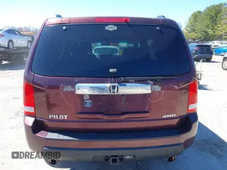 2011 Honda Pilot EX with VIN 5FNYF4H45BB063910, listed as a IAAI auction lot 41893578 with 221,918 mi miles. Bid and sale history available at carsss.com. Image 16.