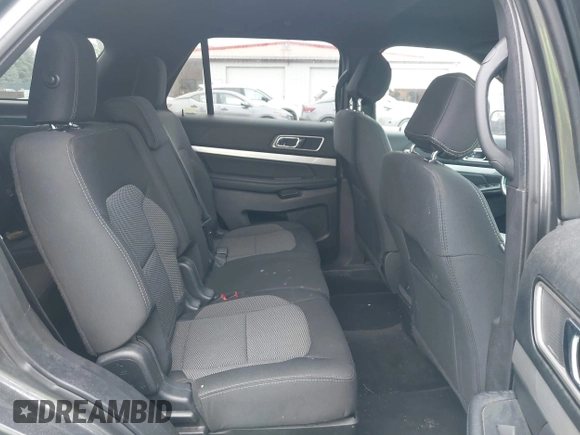 2017 Ford Explorer XLT z VIN 1FM5K8D85HGA57257, wystawiony jako IAAI lot #42439133 z przebiegiem 253 750 mil mil oraz . Historia ofert i sprzedaży dostępna na DreamBid. Obrazek 8.