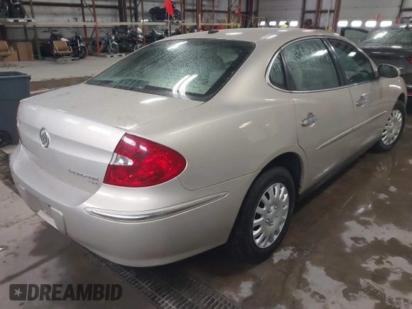 2008 Buick LaCrosse CX with VIN 2G4WC582181198667, listed as a IAAI auction lot 41848020 with 145,949 mi miles. Bid and sale history available at carsss.com. Image 4.