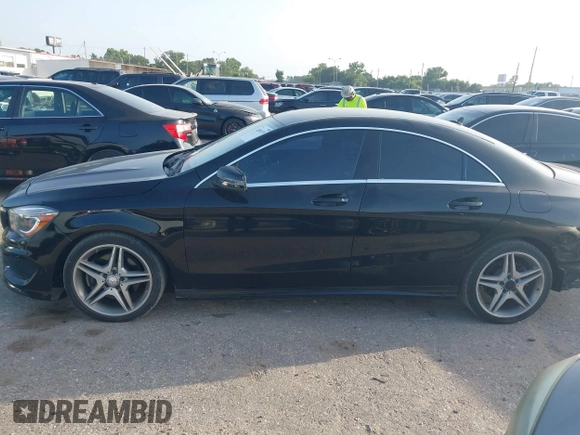 2014 Mercedes-Benz CLA 250 z VIN WDDSJ4EB6EN045368, wystawiony jako IAAI lot #42560939 z przebiegiem 29 241 mil mil oraz . Historia ofert i sprzedaży dostępna na DreamBid. Obrazek 15.