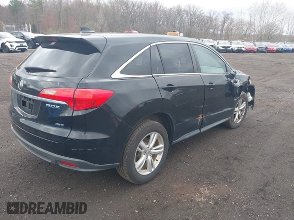2015 Acura RDX Tech Pkg with VIN 5J8TB4H50FL017145, listed as a IAAI auction lot 41909789 with 147,461 mi miles. Bid and sale history available at carsss.com. Image 4.