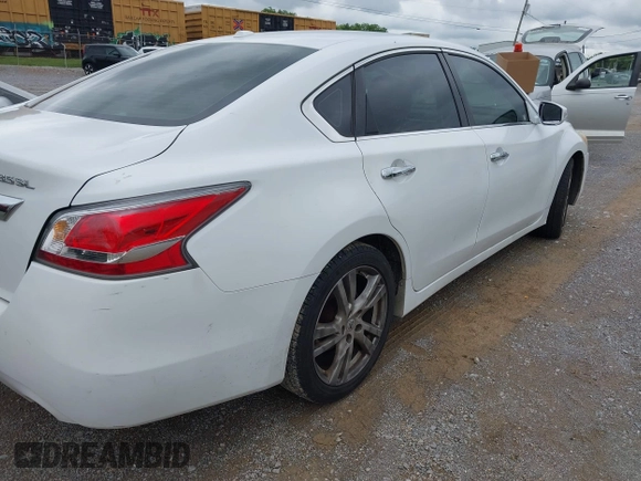 2014 Nissan Altima SL with VIN 1N4BL3AP9EC166252, listed as a IAAI auction lot 42479324 with 165,783 mi miles and . Bid and sale history available at DreamBid. Image 4.