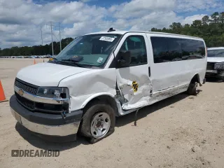 2024 Chevrolet Express Passenger LS z VIN 1GAZGNFP6R1240691, wystawiony jako Copart lot #57500865 z przebiegiem 19 667 mil mil oraz Szkoda całkowita • Salvage title. Historia ofert i sprzedaży dostępna na DreamBid. Obrazek 1.