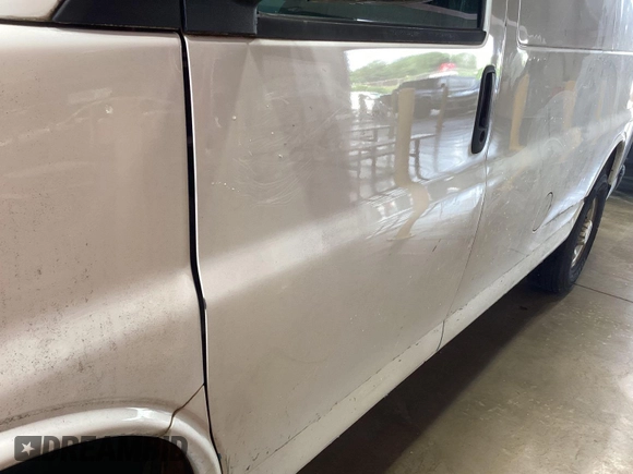 2011 Chevrolet Express Cargo with VIN 1GCWGFCA3B1169746, listed as a IAAI auction lot 42199880 with 189,261 mi miles. Bid and sale history available at carsss.com. Image 1.