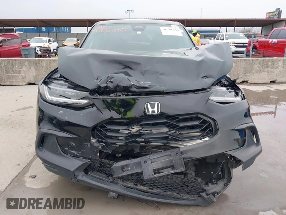 2024 Honda HR-V Sport with VIN 3CZRZ1H52RM745677, listed as a IAAI auction lot 41706640 with 28,696 mi miles. Bid and sale history available at carsss.com. Image 13.