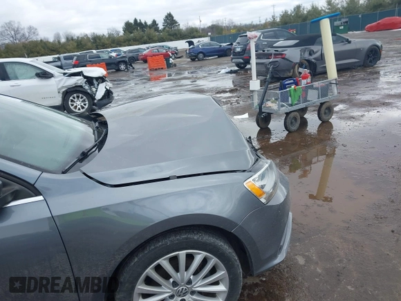 2015 Volkswagen Jetta Sedan 1.8T SE w/Connectivity with VIN 3VWD07AJ8FM260537, listed as a IAAI auction lot 41730338 with 155,724 mi miles. Bid and sale history available at carsss.com. Image 6.