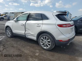 2015 Lincoln MKC z VIN 5LMCJ1A94FUJ19967, wystawiony jako Copart lot #58873665 z przebiegiem Nie podano mil oraz Szkody całkowita. Historia ofert i sprzedaży dostępna na DreamBid. Obrazek 2.