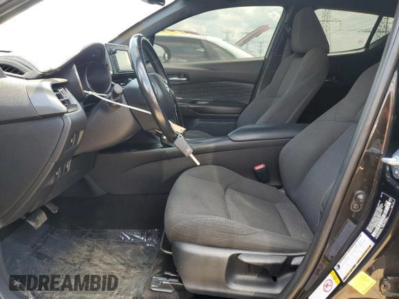 2018 Toyota C-HR XLE with VIN NMTKHMBX0JR014576, listed as a Copart auction lot 63263215 with 95,649 mi miles and Clean title. Bid and sale history available at DreamBid. Image 7.