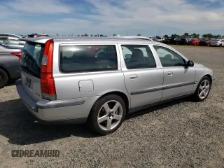 2004 Volvo V70 с VIN YV1SJ52Y142408677, выставлен на аукционе Copart как лот 52483735 с пробегом 187 532 миль миль и Чистый • Clean title. История ставок и продаж доступна на DreamBid. Изображение 3.