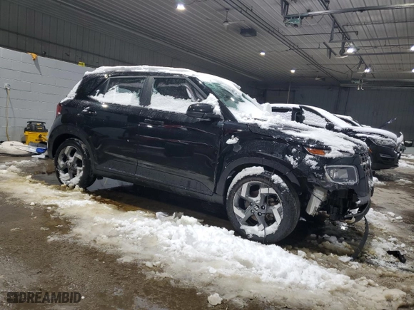 2022 Hyundai Venue SEL with VIN KMHRC8A31NU138499, listed as a Copart auction lot 84027394 with 0 mi miles and Salvage Title. Bid and sale history available at carsss.com. Image 4.