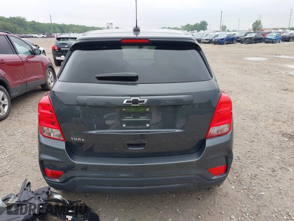 2020 Chevrolet Trax LS z VIN 3GNCJKSB3LL169352, wystawiony jako IAAI lot #42265216 z przebiegiem 19 926 mil mil oraz . Historia ofert i sprzedaży dostępna na DreamBid. Obrazek 16.