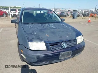 1999 Volkswagen Jetta GLS with VIN 3VWSA29M2XM059806, listed as a IAAI auction lot 42632422 with 142,674 mi miles and . Bid and sale history available at DreamBid. Image 6.
