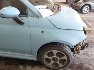 2017 FIAT 500e with VIN 3C3CFFGE7HT546071, listed as a IAAI auction lot 40858363 with 37,454 mi miles. Bid and sale history available at carsss.com. Image 24.
