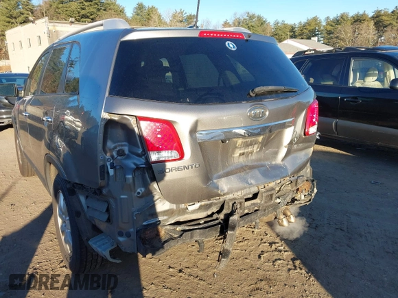 2012 Kia Sorento LX with VIN 5XYKT3A65CG240227, listed as a IAAI auction lot 41009682 with 276,573 mi miles. Bid and sale history available at carsss.com. Image 6.
