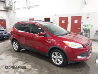2014 Ford Escape SE z VIN 1FMCU9GX5EUA05294, wystawiony jako IAAI lot #42282028 z przebiegiem 119 046 mil mil oraz . Historia ofert i sprzedaży dostępna na DreamBid. Obrazek 1.