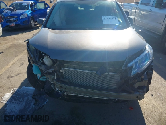 2016 Honda CR-V SE with VIN 5J6RM4H40GL118420, listed as a IAAI auction lot 41879744 with 105,792 mi miles and . Bid and sale history available at carsss.com. Image 13.