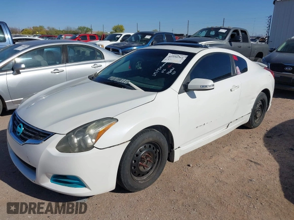 2011 Nissan Altima 2.5 S with VIN 1N4AL2EPXBC146961, listed as a IAAI auction lot 41950361 with 204,079 mi miles. Bid and sale history available at carsss.com. Image 2.