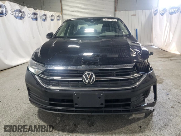 2024 Volkswagen Jetta S with VIN 3VW5M7BU5RM085170, listed as a Copart auction lot 61955735 with 23,150 mi miles and Clean title. Bid and sale history available at DreamBid. Image 5.