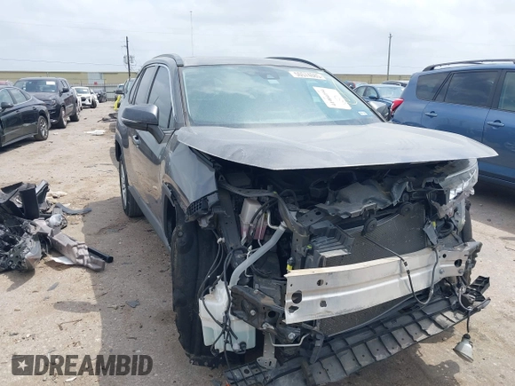 2019 Toyota RAV4 XLE with VIN 2T3W1RFV4KW009927, listed as a IAAI auction lot 41904194 with 46,863 mi miles and . Bid and sale history available at DreamBid. Image 1.