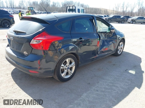 2013 Ford Focus SE with VIN 1FADP3K24DL365417, listed as a IAAI auction lot 41792235 with 187,607 mi miles. Bid and sale history available at carsss.com. Image 4.