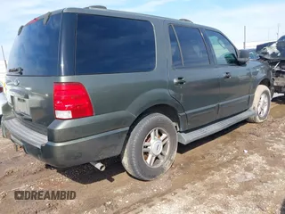 2004 Ford Expedition Special Service z VIN 1FMRU15W04LB54416, wystawiony jako IAAI lot #41392133 z przebiegiem 239 534 mil mil oraz . Historia ofert i sprzedaży dostępna na DreamBid. Obrazek 4.
