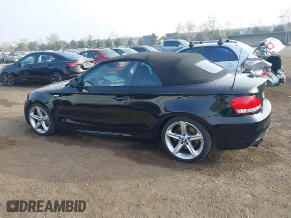2010 BMW 1 Series 135i with VIN WBAUN9C54AVK41785, listed as a IAAI auction lot 41228825 with 60,817 mi miles and . Bid and sale history available at carsss.com. Image 14.