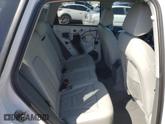 2017 Audi Q5 Premium Plus with VIN WA1D7AFP1HA034276, listed as a Copart auction lot 49676785 with 73,773 mi miles and Salvage title. Bid and sale history available at DreamBid. Image 11.