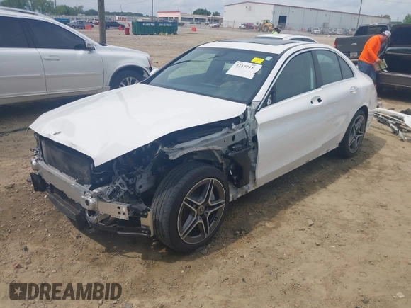 2019 Mercedes-Benz C 300 z VIN 55SWF8DB4KU282844, wystawiony jako IAAI lot #42177114 z przebiegiem 44 605 mil mil oraz . Historia ofert i sprzedaży dostępna na DreamBid. Obrazek 2.