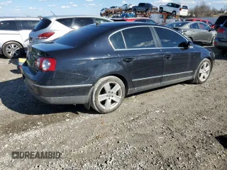2008 Volkswagen Passat Komfort z VIN WVWAK73C48E124087, wystawiony jako Copart lot #46674665 z przebiegiem 128 004 mil mil oraz Szkoda całkowita • Salvage title. Historia ofert i sprzedaży dostępna na DreamBid. Obrazek 3.