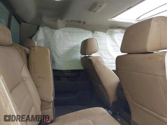2017 GMC Sierra 2500HD Denali with VIN 1GT12UEG3HF117771, listed as a IAAI auction lot 42334696 with 140,999 mi miles and . Bid and sale history available at DreamBid. Image 8.