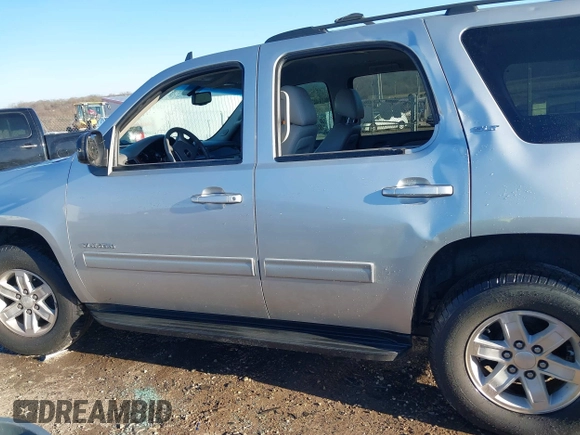 2013 GMC Yukon SLT with VIN 1GKS1CE04DR180881, listed as a IAAI auction lot 41647032 with 187,228 mi miles. Bid and sale history available at carsss.com. Image 14.
