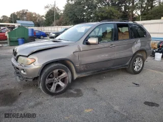 2004 BMW X5 4.4i with VIN 5UXFB53594LV02646, listed as a Copart auction lot 83036934 with 180,810 mi miles and Salvage Title. Bid and sale history available at carsss.com. Image 1.