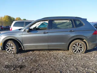2021 Volkswagen Tiguan S with VIN 3VV0B7AX5MM000806, listed as a IAAI auction lot 40648538 with 38,224 mi miles and . Bid and sale history available at DreamBid. Image 14.
