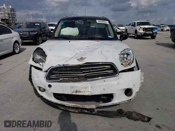 2015 MINI Countryman with VIN WMWZB3C5XFWR44448, listed as a Copart auction lot 44999055 with Not Provided miles and Salvage Title. Bid and sale history available at DreamBid. Image 5.