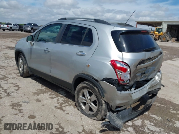 2017 Chevrolet Trax LT with VIN KL7CJLSB6HB166935, listed as a IAAI auction lot 41901204 with 114,352 mi miles and . Bid and sale history available at carsss.com. Image 3.