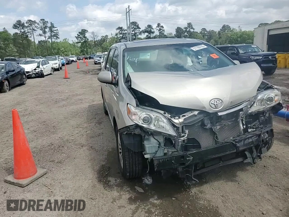 2016 Toyota Sienna XLE with VIN 5TDYK3DC0GS697468, listed as a Copart auction lot 51186795 with 128,851 mi miles and Salvage Title. Bid and sale history available at DreamBid. Image 12.