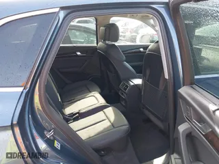 2018 Audi Q5 Prestige with VIN WA1CNBFY8J2216752, listed as a IAAI auction lot 41753137 with 77,307 mi miles. Bid and sale history available at carsss.com. Image 8.