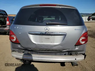 2010 Mercedes-Benz R-Class R 350 with VIN 4JGCB6FE9AA111392, listed as a Copart auction lot 46088405 with 176,448 mi miles and Salvage Title. Bid and sale history available at carsss.com. Image 6.