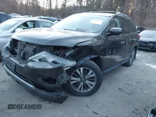 2017 Nissan Pathfinder SV with VIN 5N1DR2MM4HC630884, listed as a IAAI auction lot 41238925 with 114,622 mi miles. Bid and sale history available at carsss.com. Image 2.