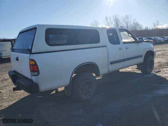 2003 Toyota Tundra SR5 with VIN 5TBBN44143S350617, listed as a Copart auction lot 81973804 with 207,153 mi miles and Clean Title. Bid and sale history available at carsss.com. Image 3.