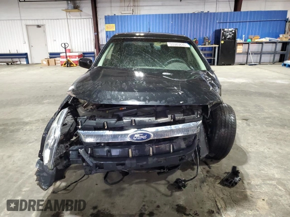 2010 Ford Fusion SE z VIN 3FAHP0HA1AR416870, wystawiony jako Copart lot #55585835 z przebiegiem 58 211 mil mil oraz Szkoda całkowita • Salvage title. Historia ofert i sprzedaży dostępna na DreamBid. Obrazek 5.